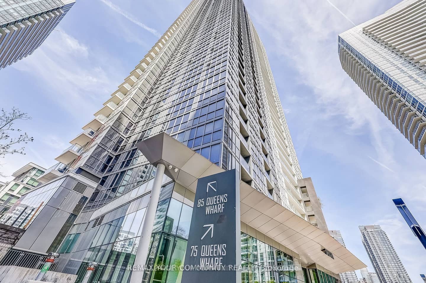 85 Queens Wharf Road 3208, Toronto, ON M5V 0J9