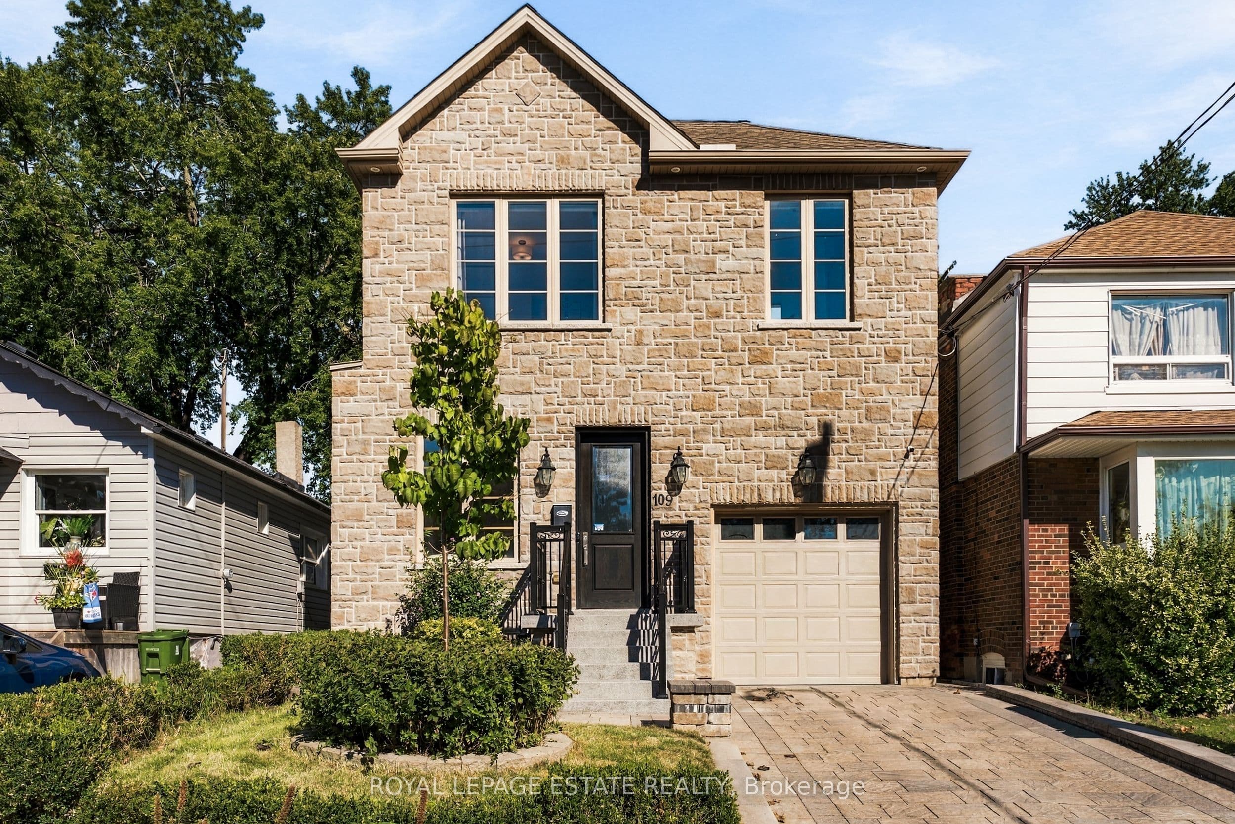 109 Lillington Avenue, Toronto, ON M1N 3K6