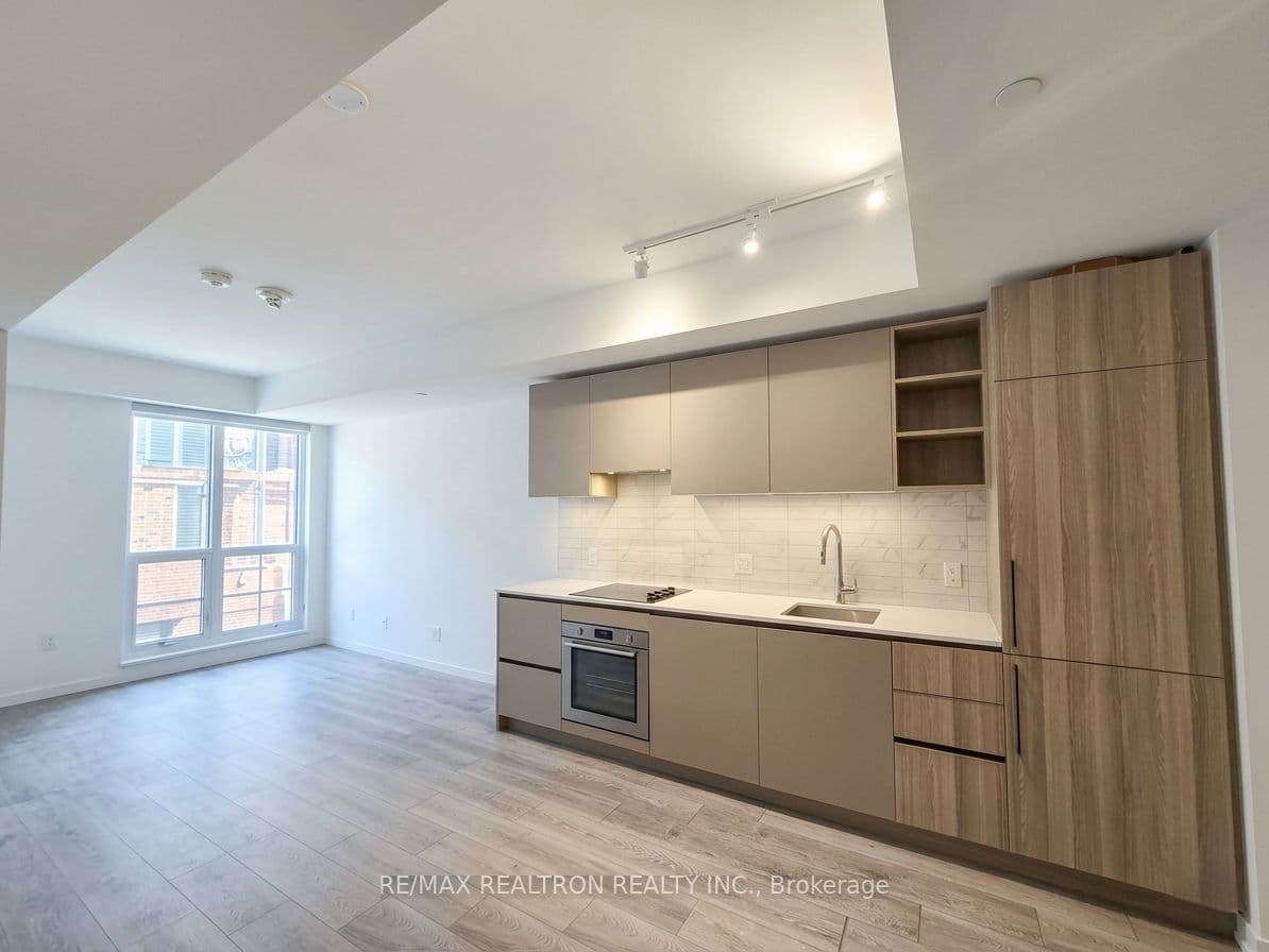 55 Mercer Street 1212, Toronto, ON M5V 3W2