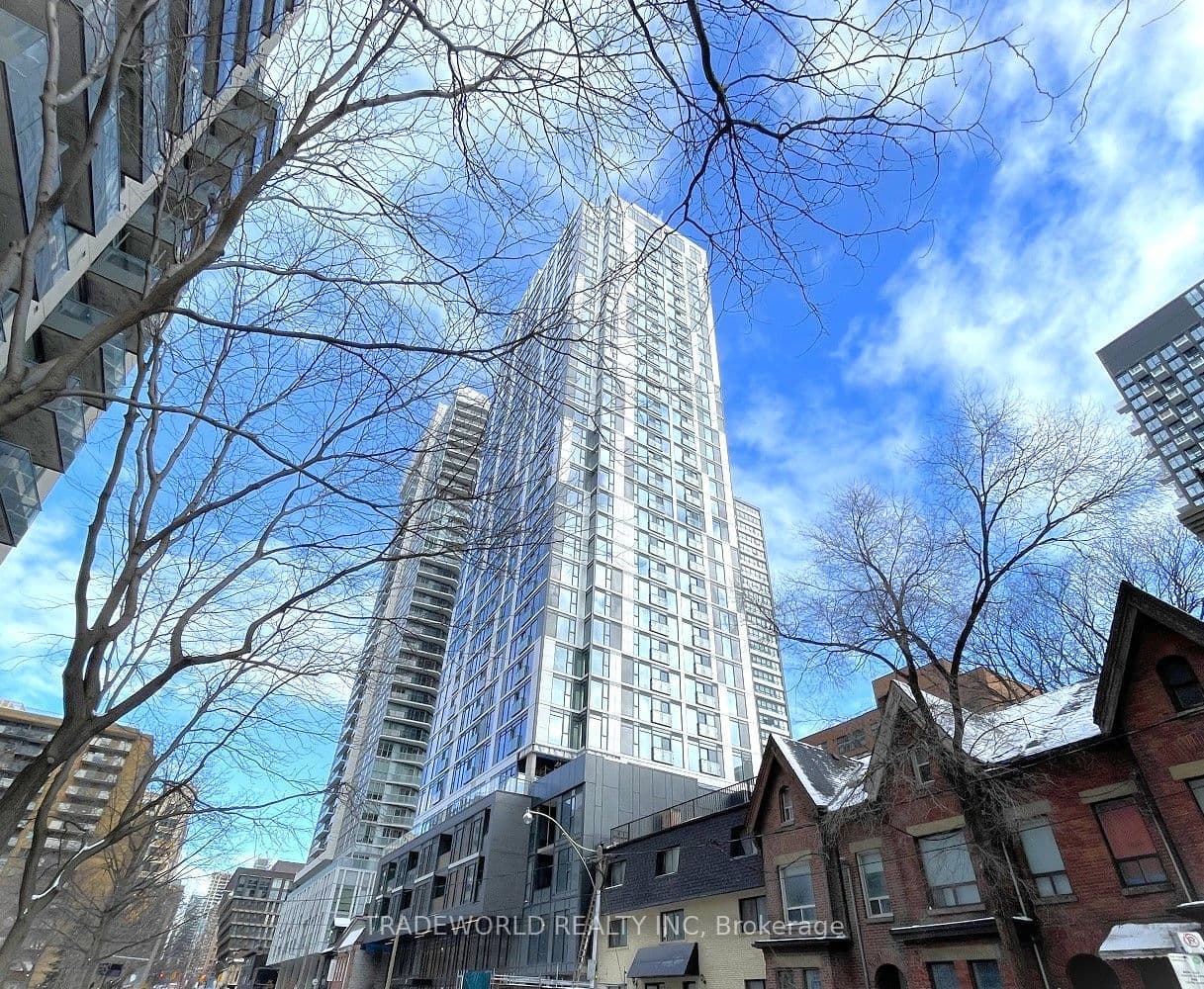 65 Mutual Street 906, Toronto, ON M5B 0E5
