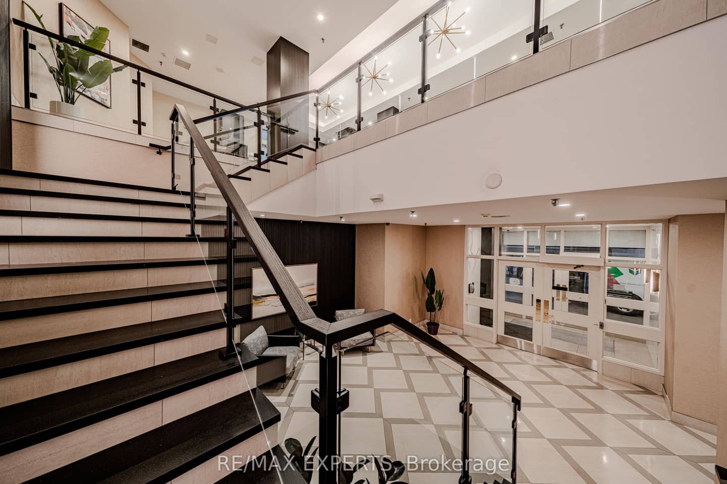 215 Wynford Drive 802, Toronto, ON M3C 3P5