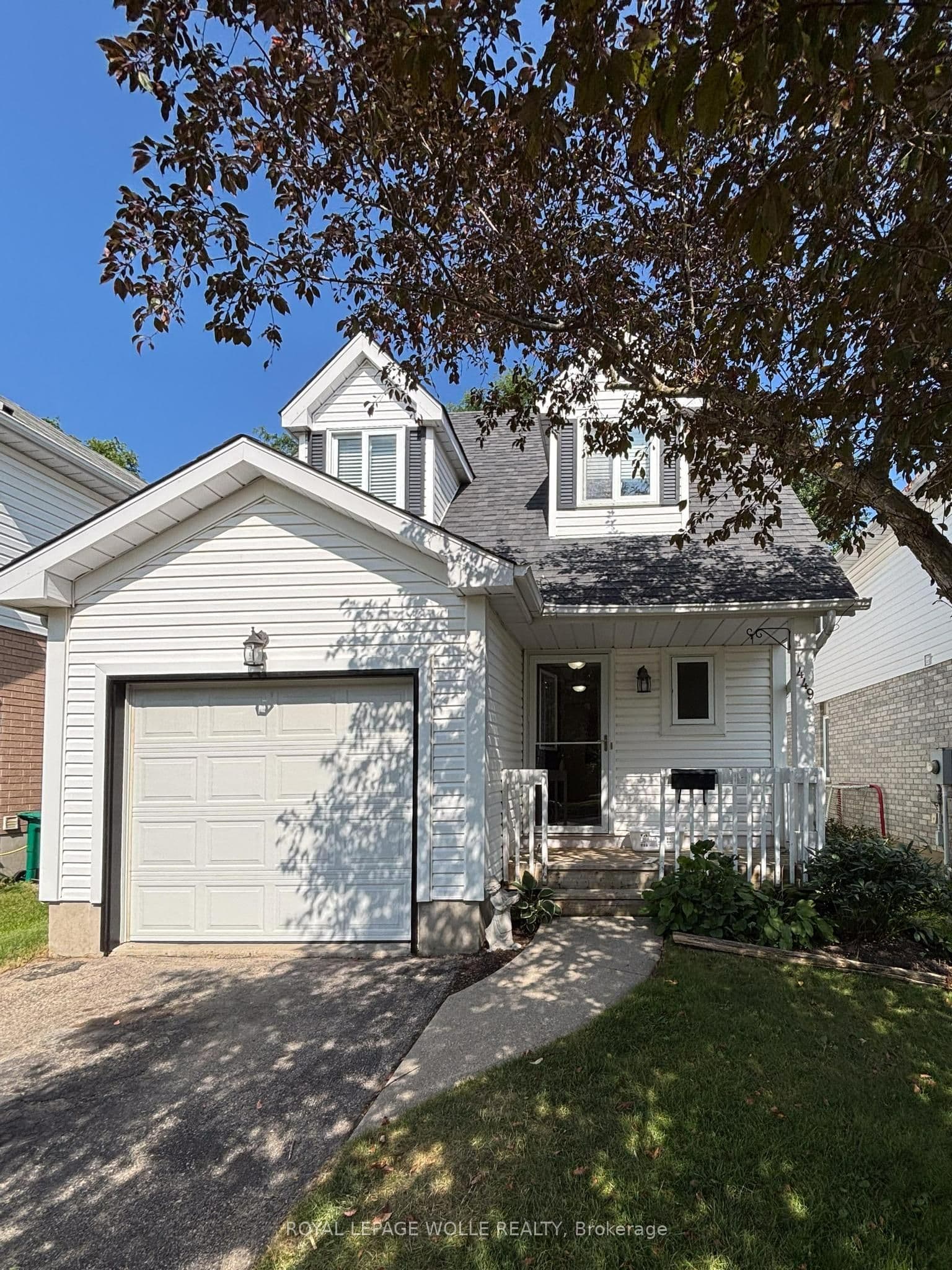 449 Exmoor Street, Waterloo, ON N2K 3T7