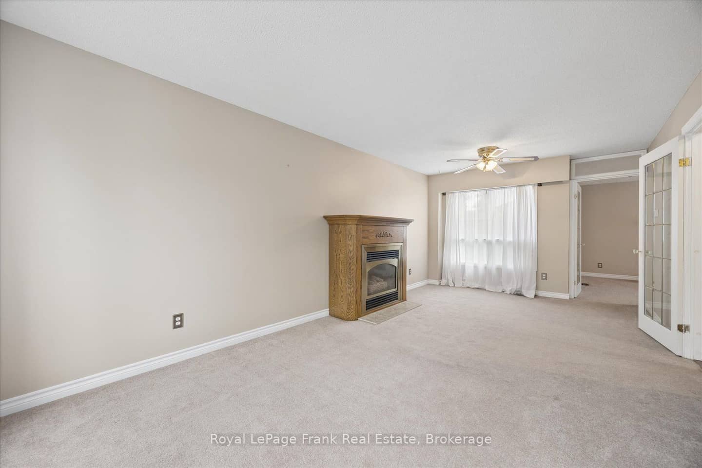 19 Long Drive, Whitby, ON L1N 8E2