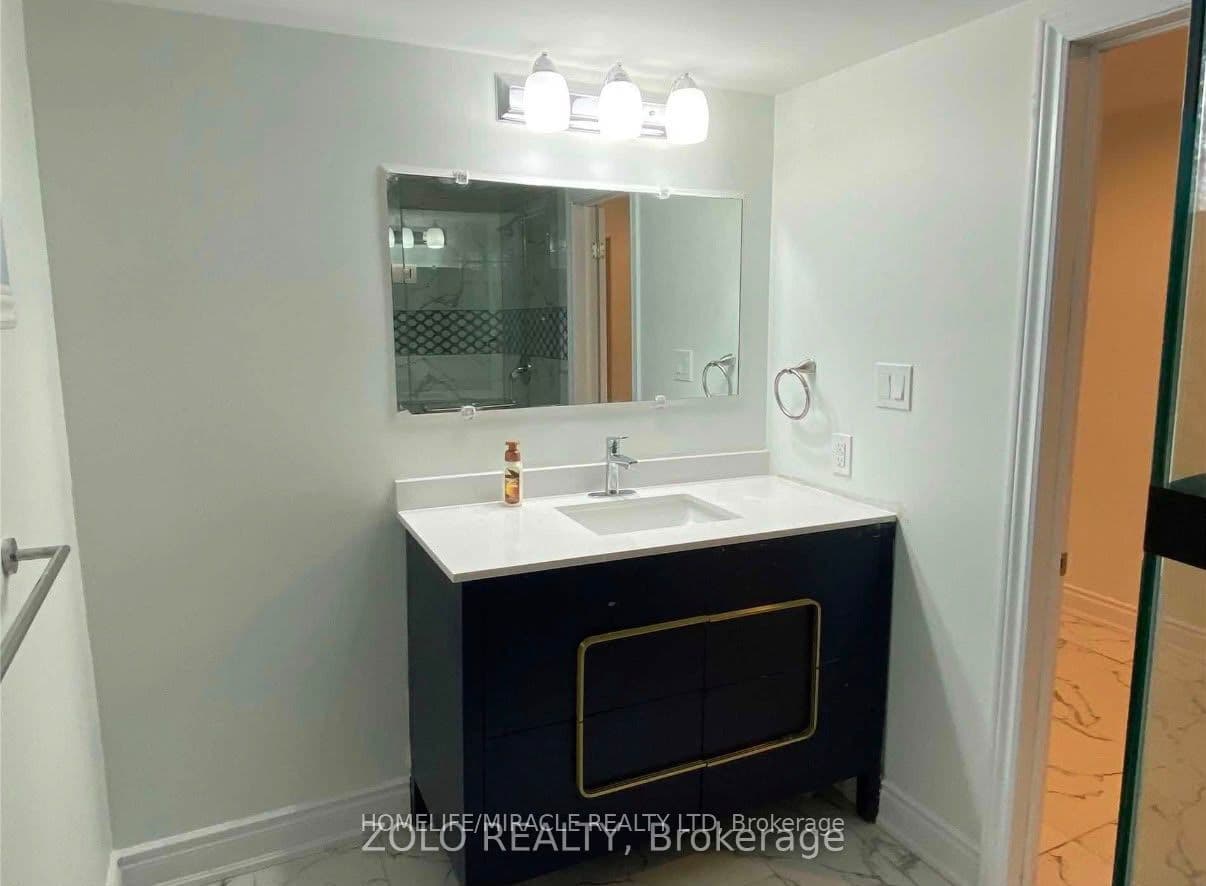 236 Basem Renforth Drive, Toronto, ON M9C 2K9