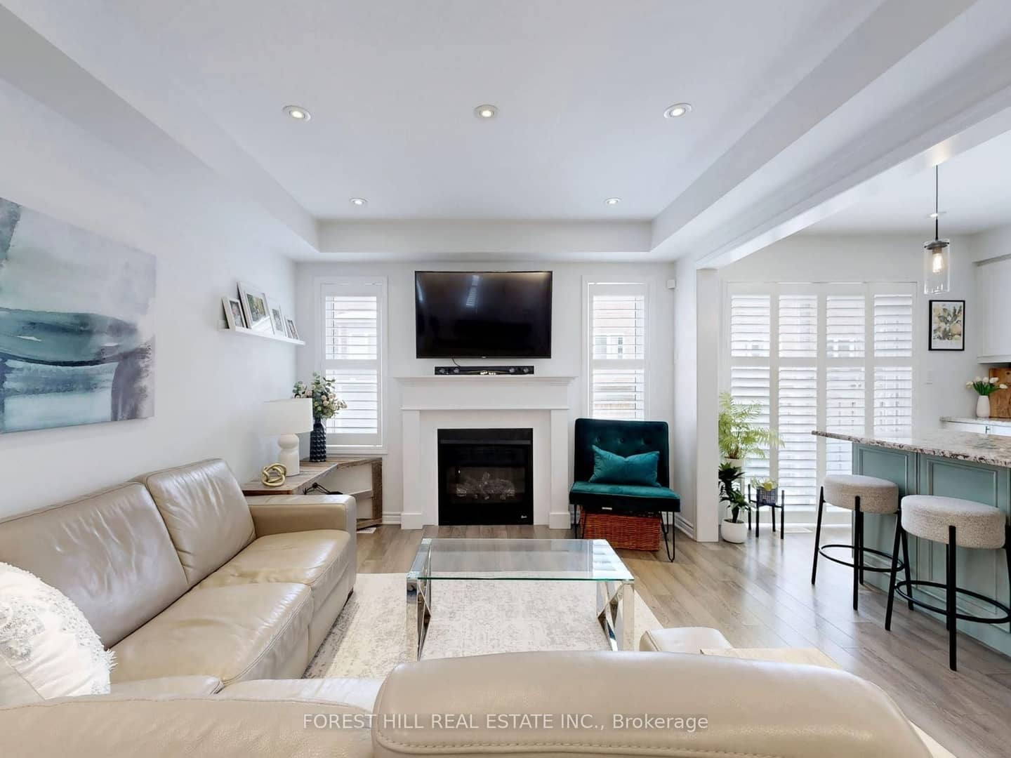 55 Stocks Lane, Aurora, ON L3X 1V9