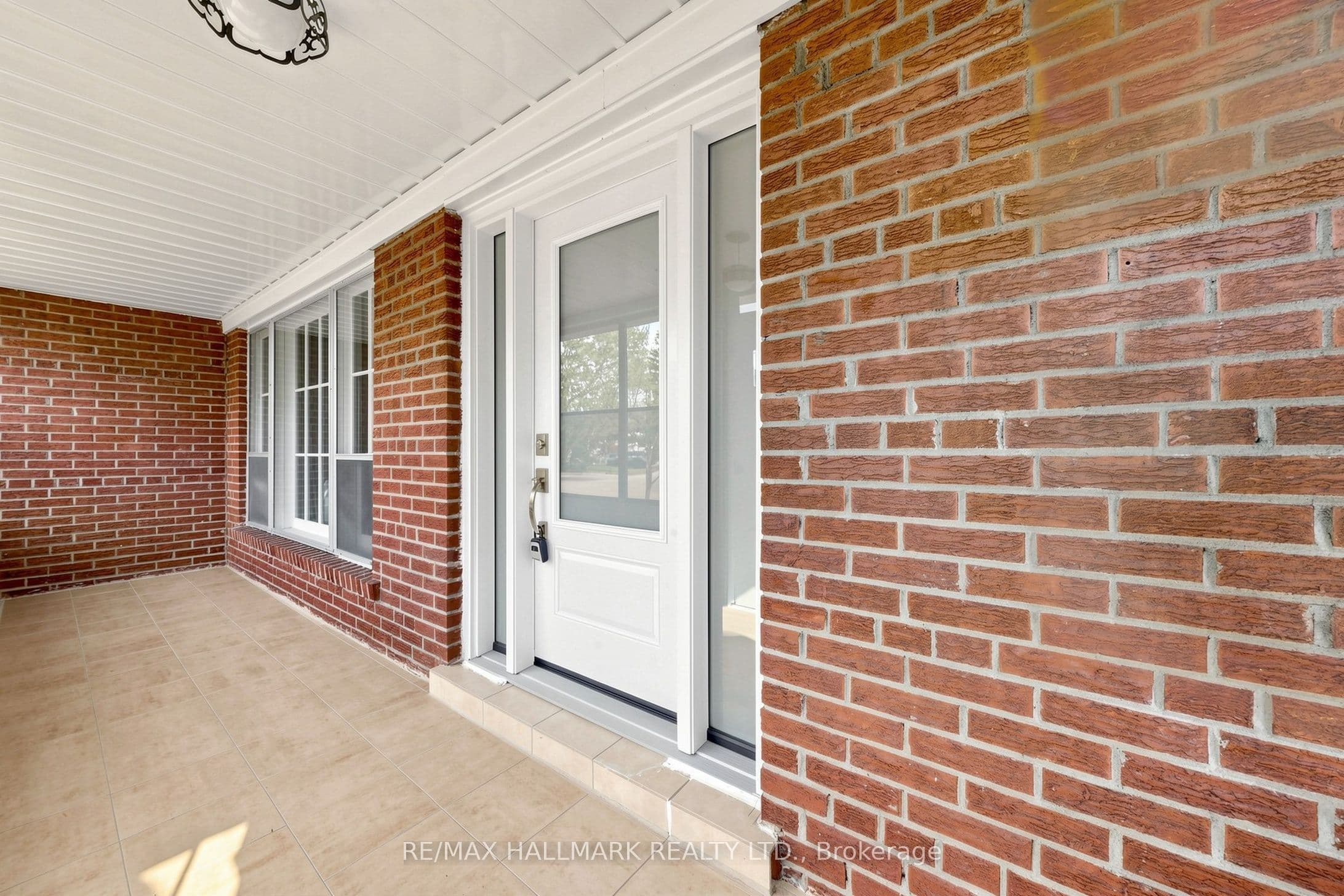 205 Vauxhall Drive, Toronto, ON M1P 1R6