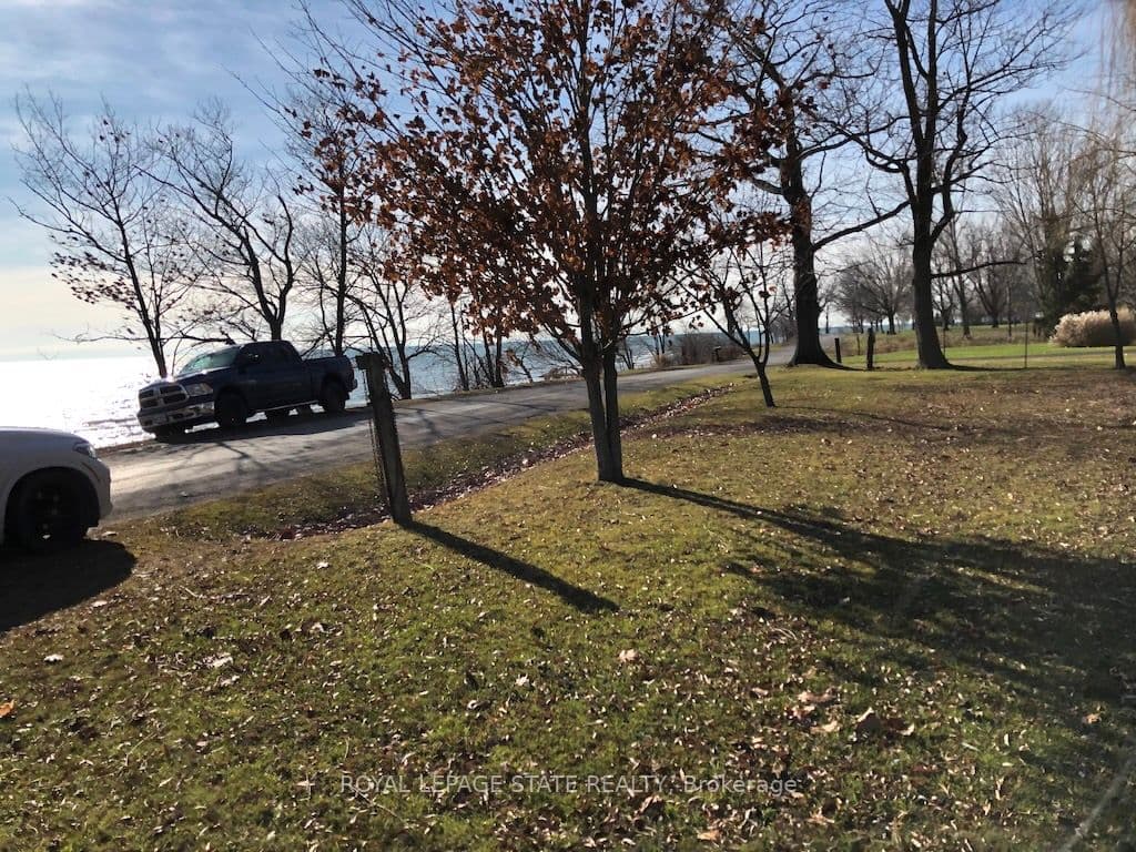 2823 Lakeshore Road, Haldimand, ON N1A 2W8