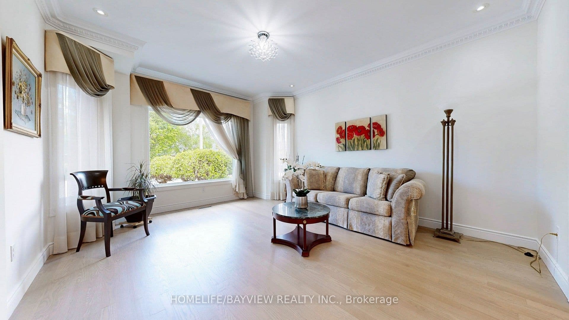 18 Marinucci Court, Richmond Hill, ON L4C 0M3