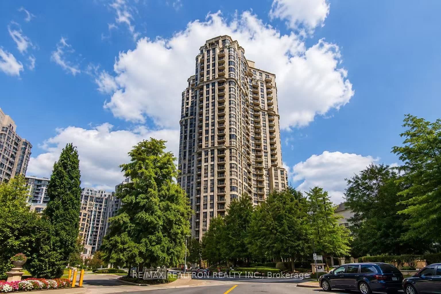80 Harrison Garden Boulevard 1019, Toronto, ON M2N 7E3