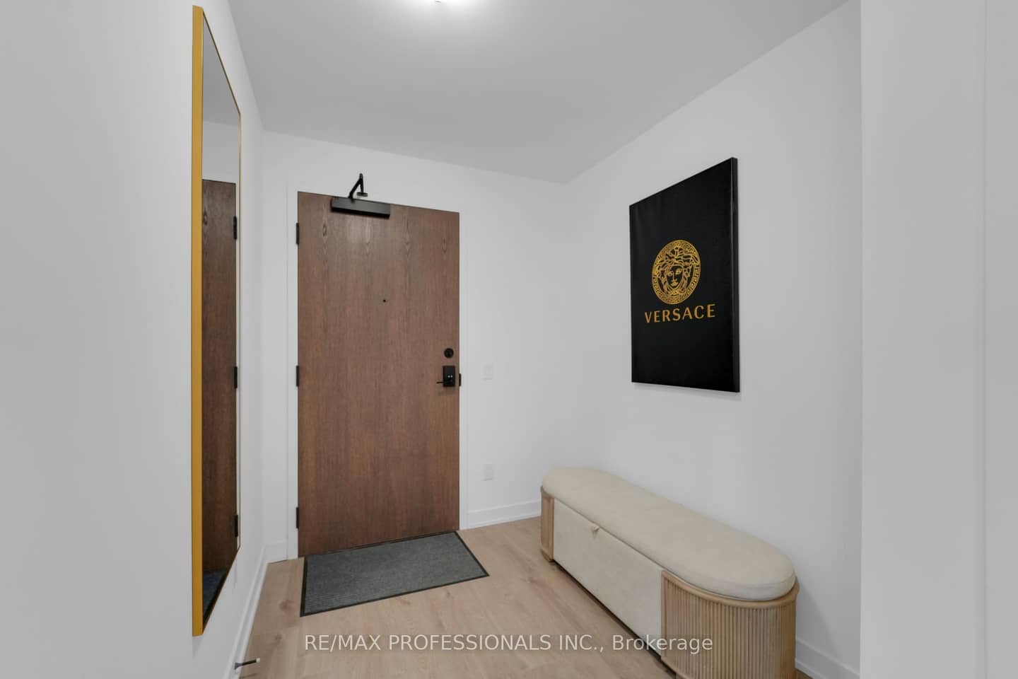 1035 Southdown Road 1402, Mississauga, ON L5J 0A2