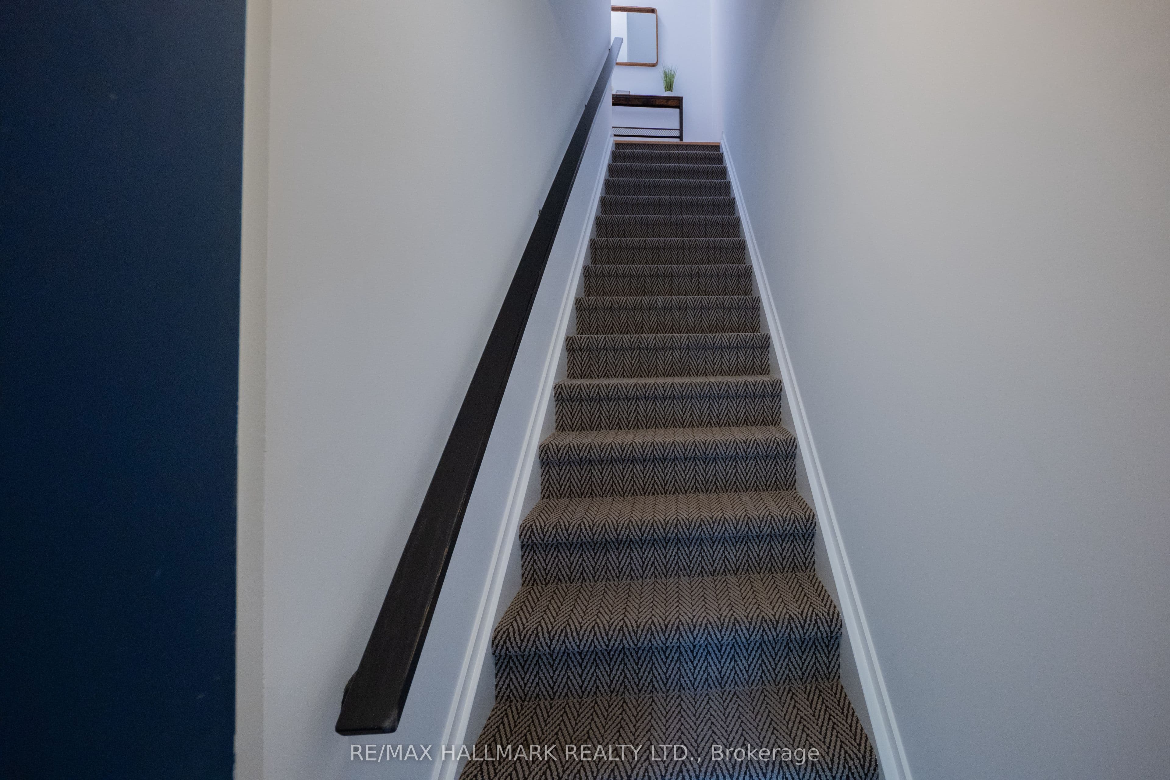 34 Boston Avenue 3, Toronto, ON M4M 2T9