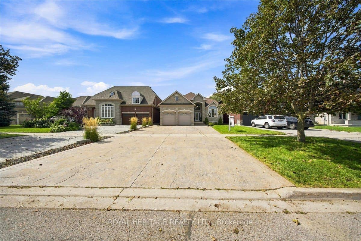 840 Stevenson Road, Oshawa, ON L1J 0A2