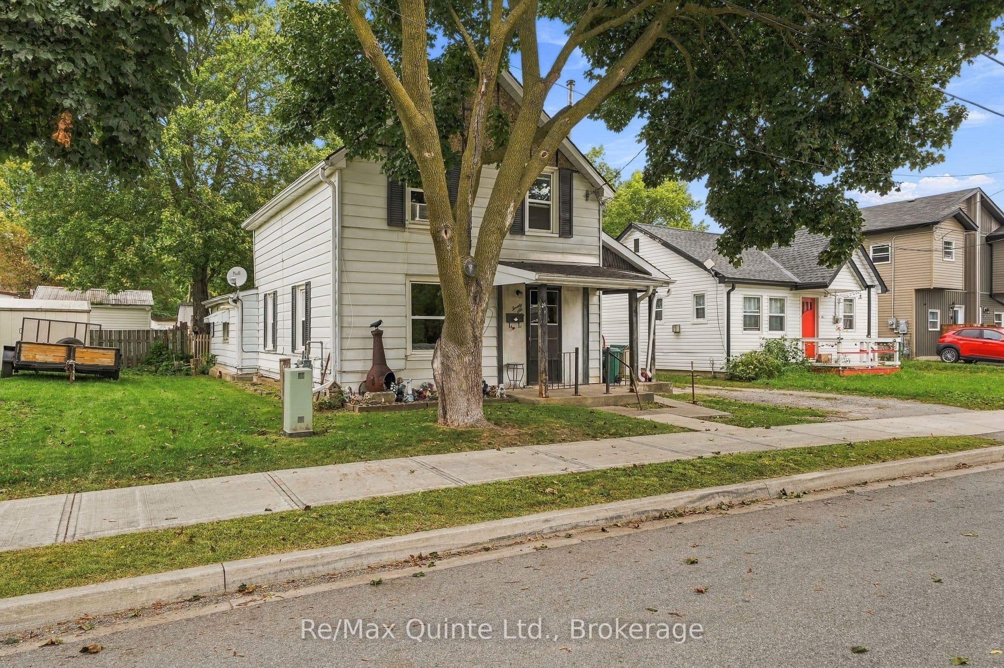 26 Strachan Street, Belleville, ON K8P 1W8