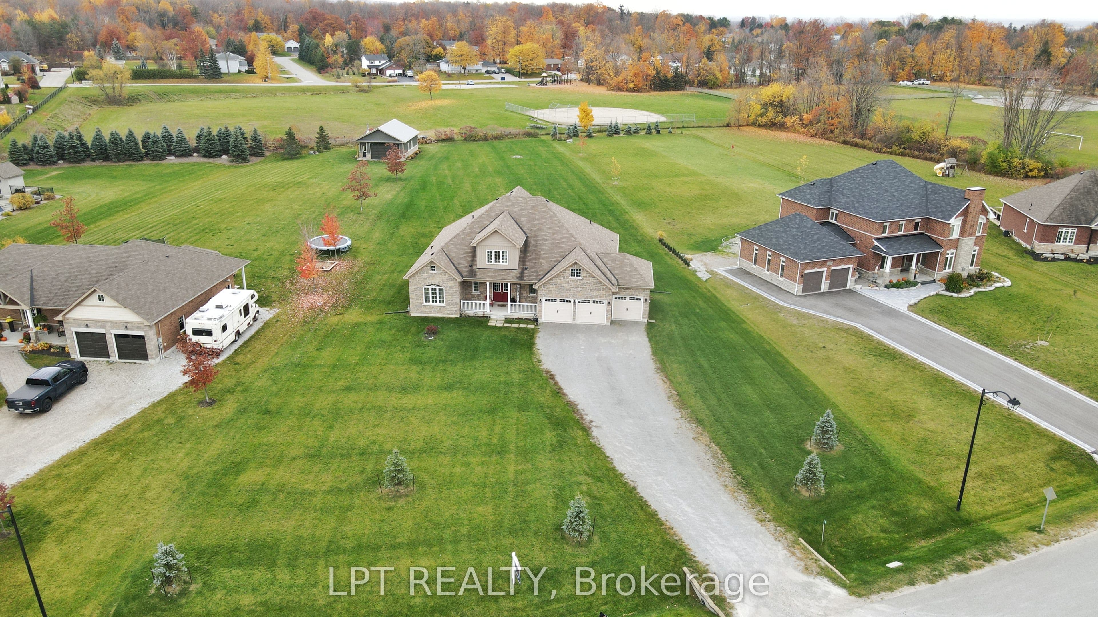 12 Plowright Road LEASE, Springwater, ON L9X 0A3