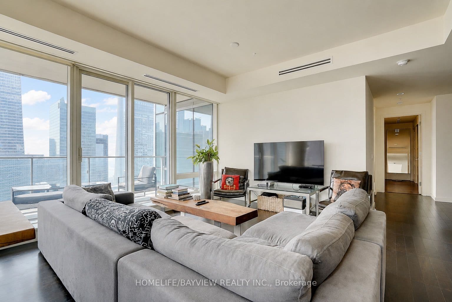 180 University Avenue 3509, Toronto, ON M5H 0A2