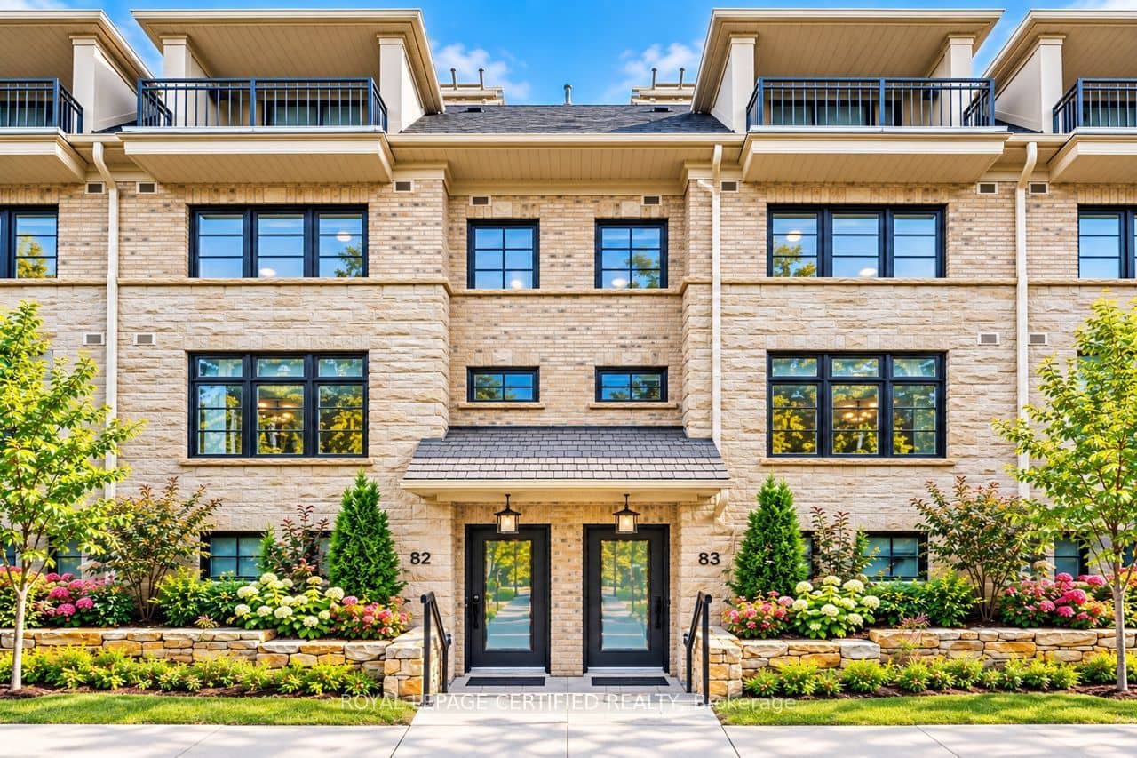 15 Lunar Crescent 82, Mississauga, ON L5M 2R6