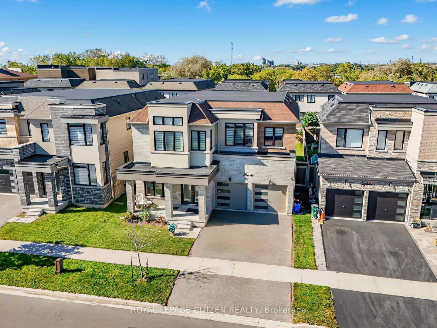 14 Cryderman Lane, Clarington, ON L1C 1Z8