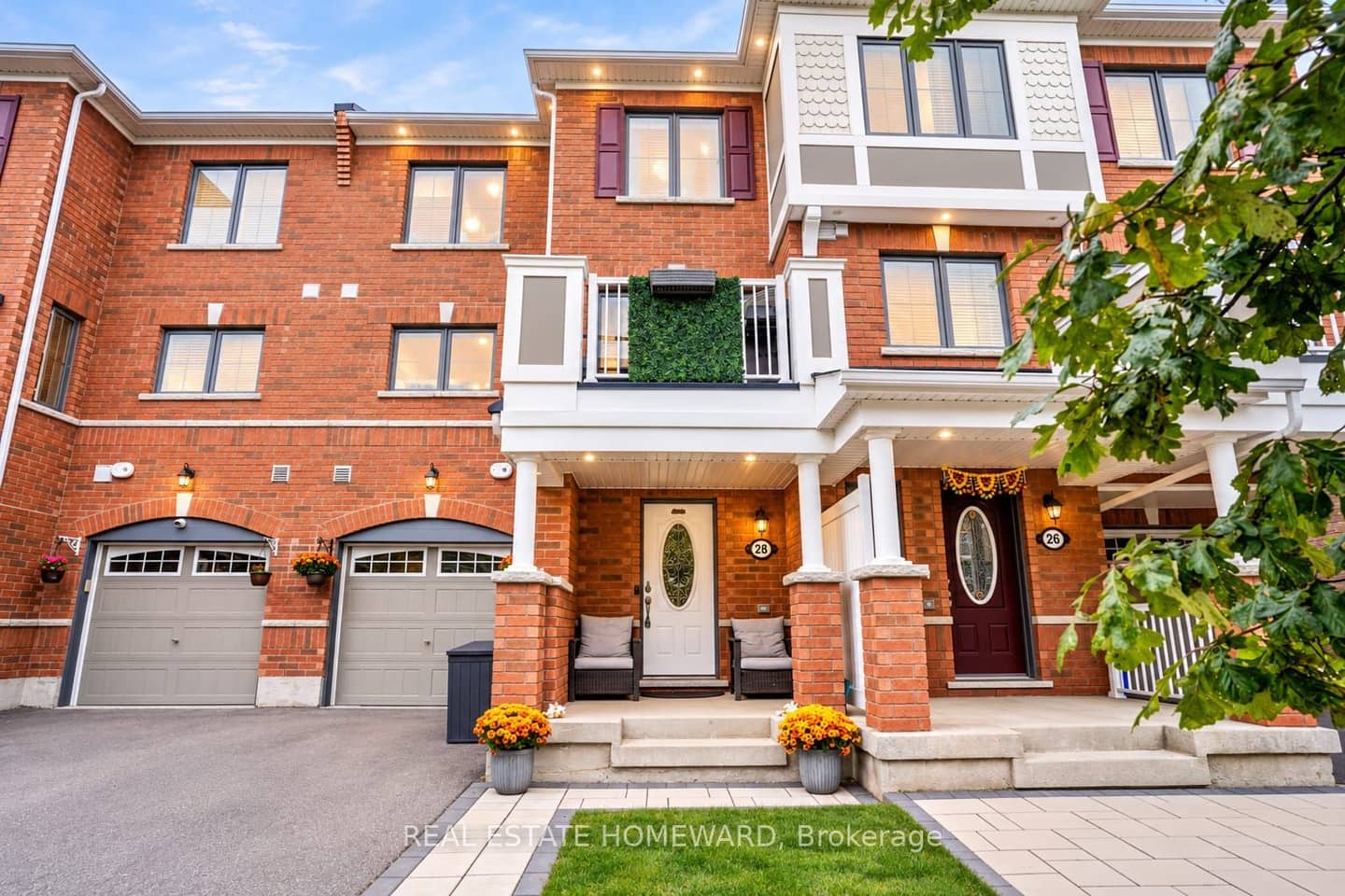 28 Goldeye Street, Whitby, ON L1P 1Y5