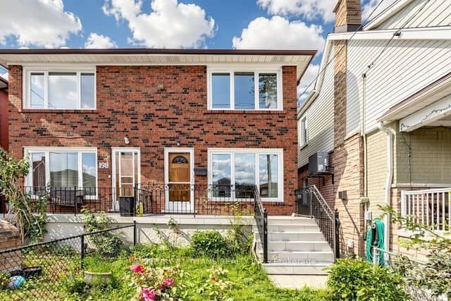 198 A Boon Avenue, Toronto, ON M6E 3Z8
