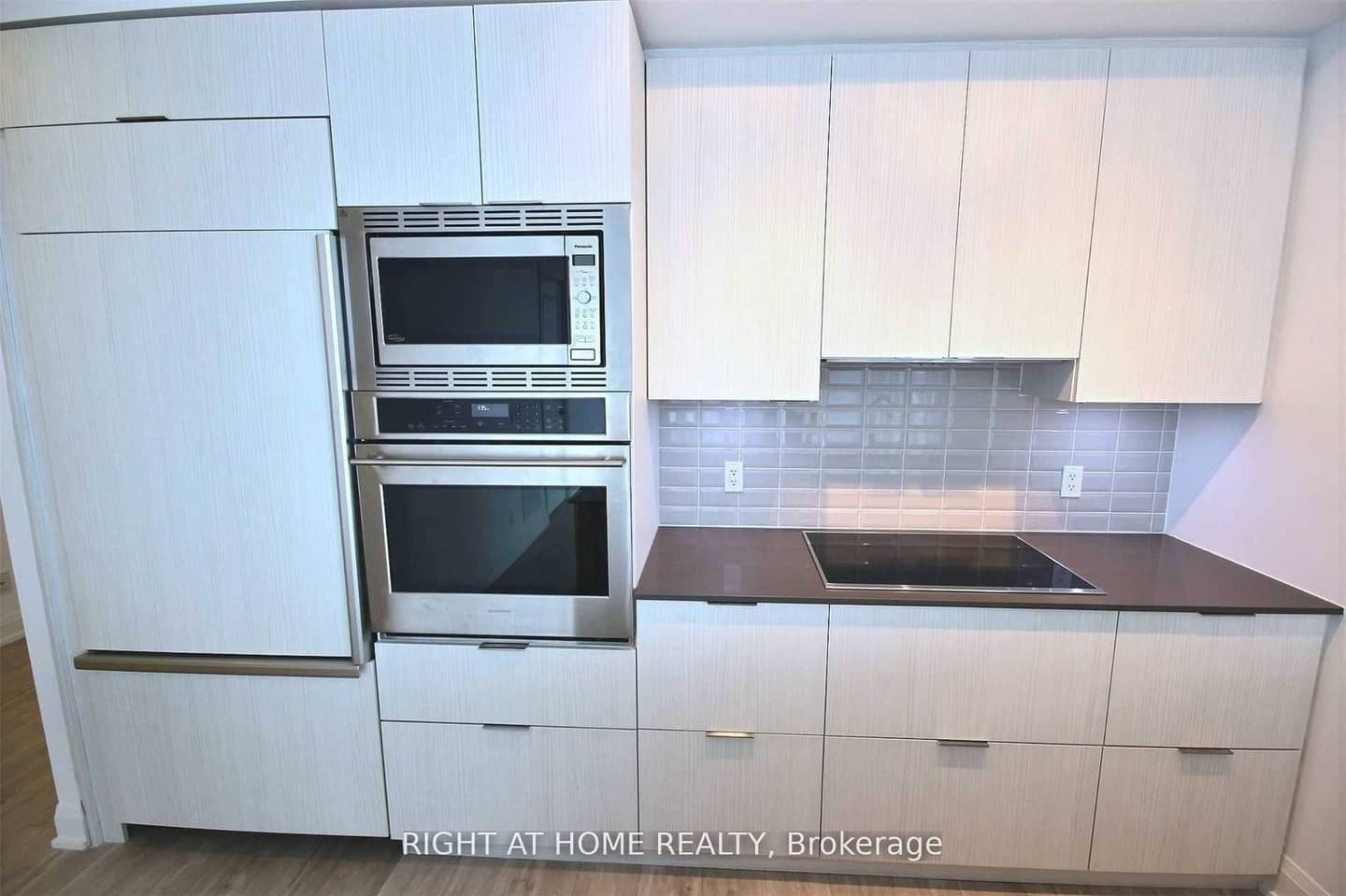 56 Annie Craig Drive 1703, Toronto, ON M8V 0C5