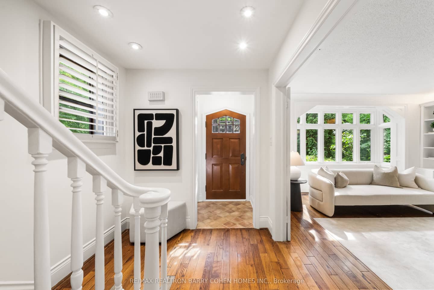 6 Nina Street, Toronto, ON M5R 1Z3