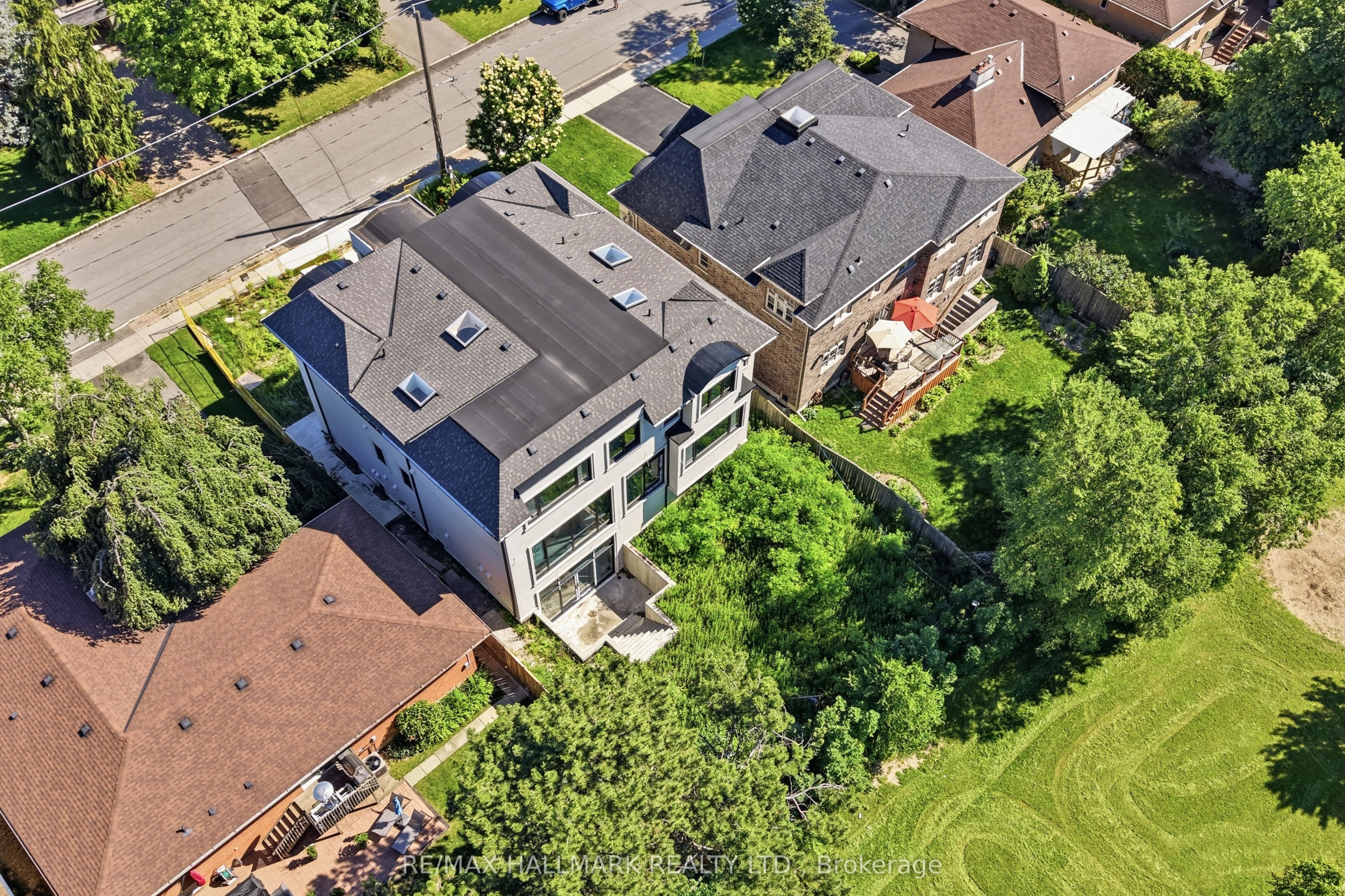 23 Morewood Crescent, Toronto, ON M2K 1L8