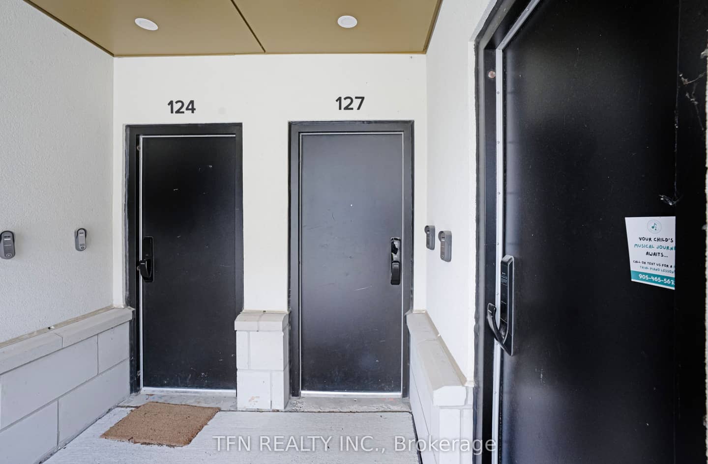 3020 Trailside Drive 127, Oakville, ON L6M 4M2