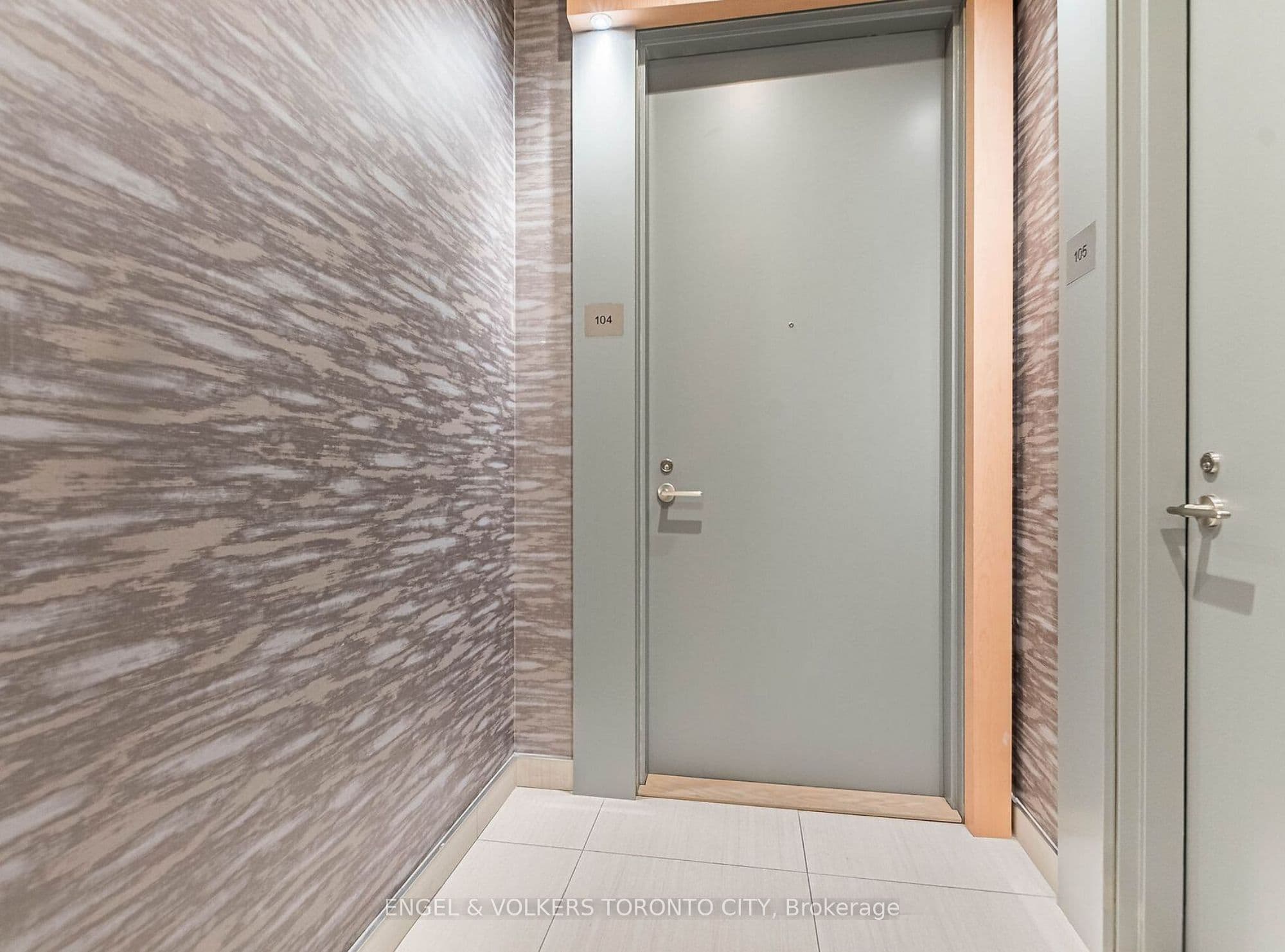 70 Annie Craig Drive TH104, Toronto, ON M8V 0C4