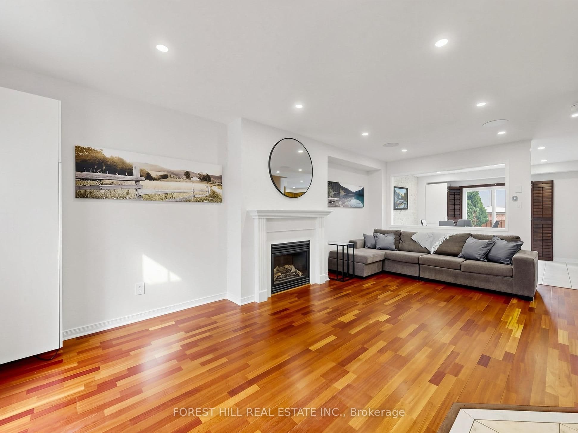 8 Bullrush Drive, Vaughan, ON L4H 2V9