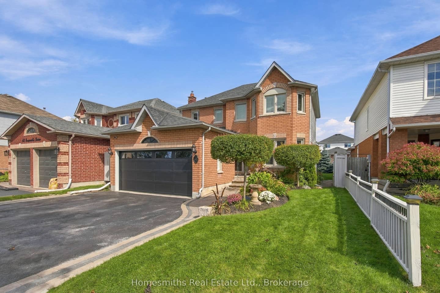 45 Granville Drive, Clarington, ON L1E 2W8