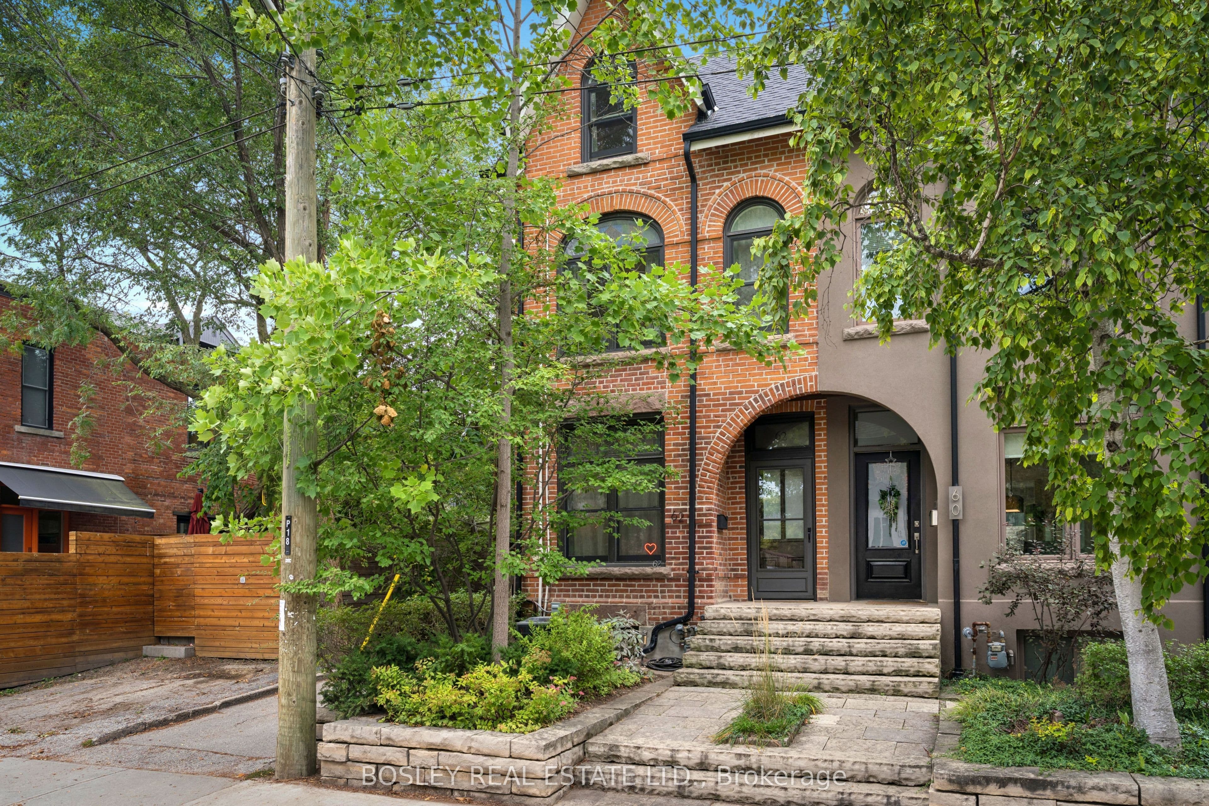 62 Pearson Avenue, Toronto, ON M6R 1G1