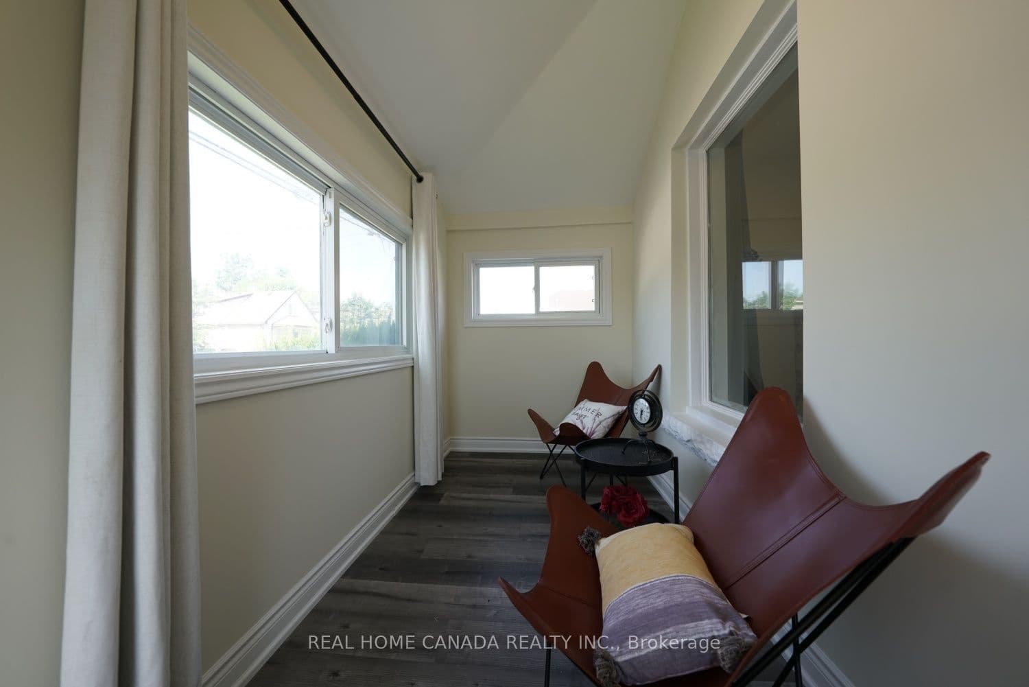 5262 KITCHENER Street, Niagara Falls, ON L2G 1B3