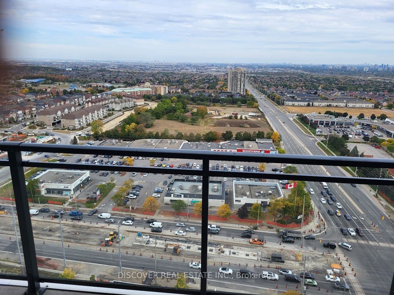55 Eglinton Avenue W 2402, Mississauga, ON L5R 0E4