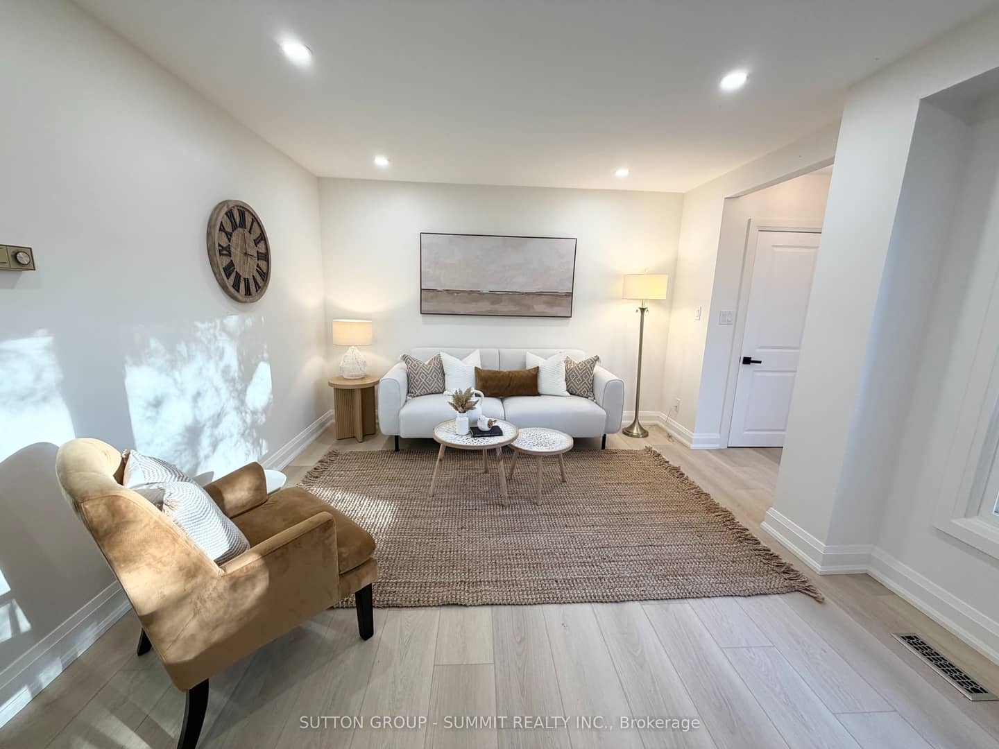 2379 Maryvale Court, Burlington, ON L7P 2P1