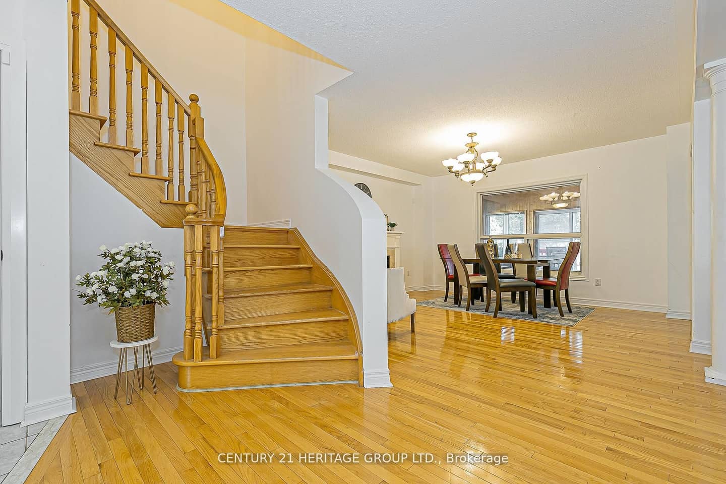 29 Eminence Road, Vaughan, ON L4K 5K1