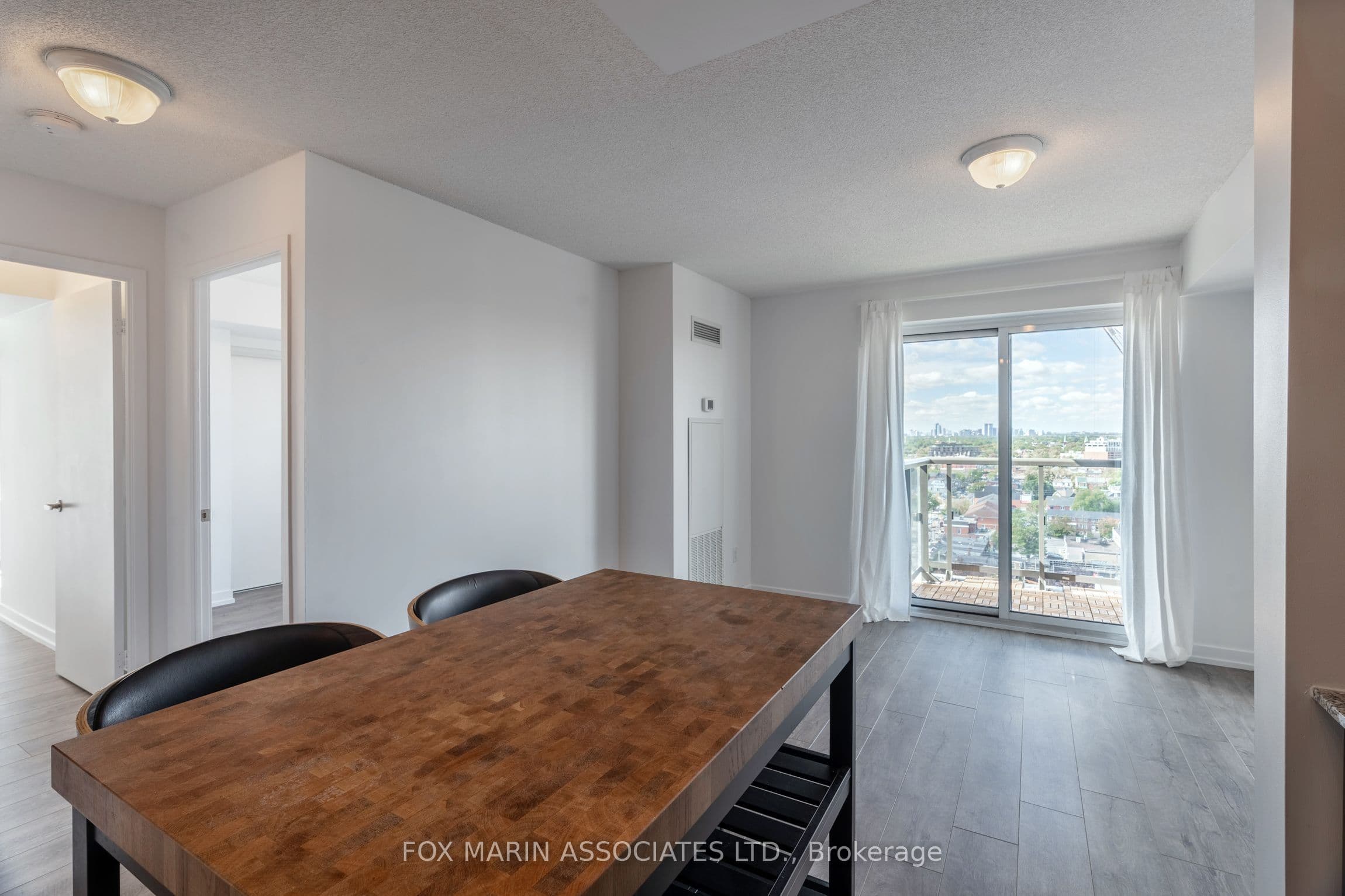 1420 Dupont Street 1504, Toronto, ON M6H 0C2
