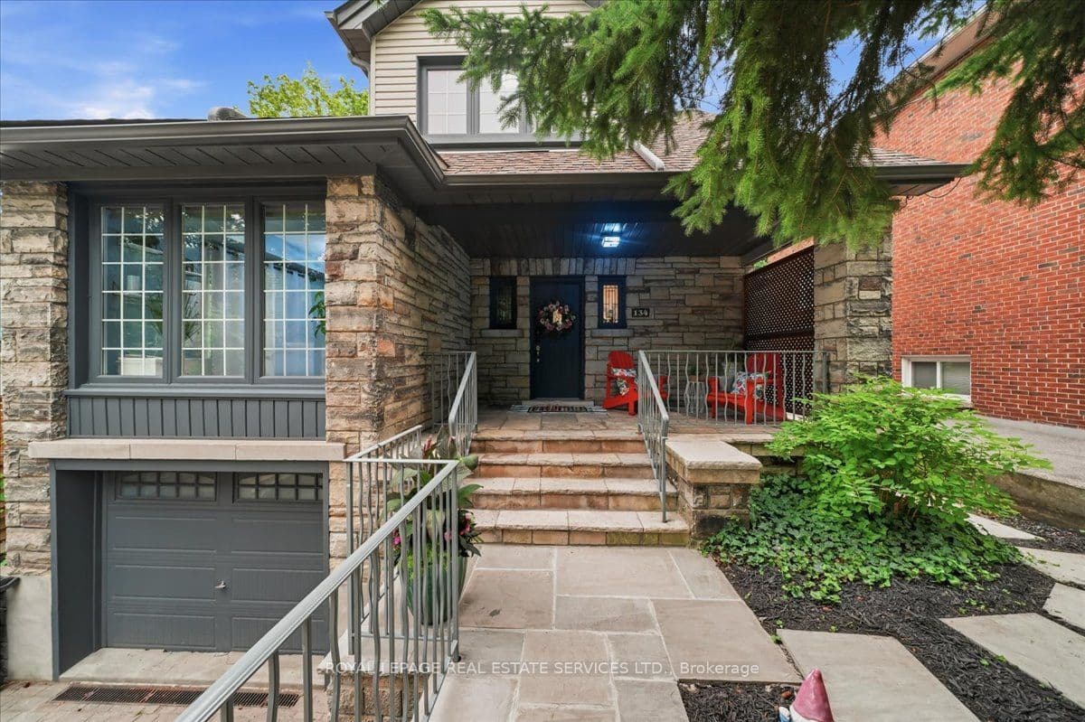 134 Morningside Avenue, Toronto, ON M6S 1E2