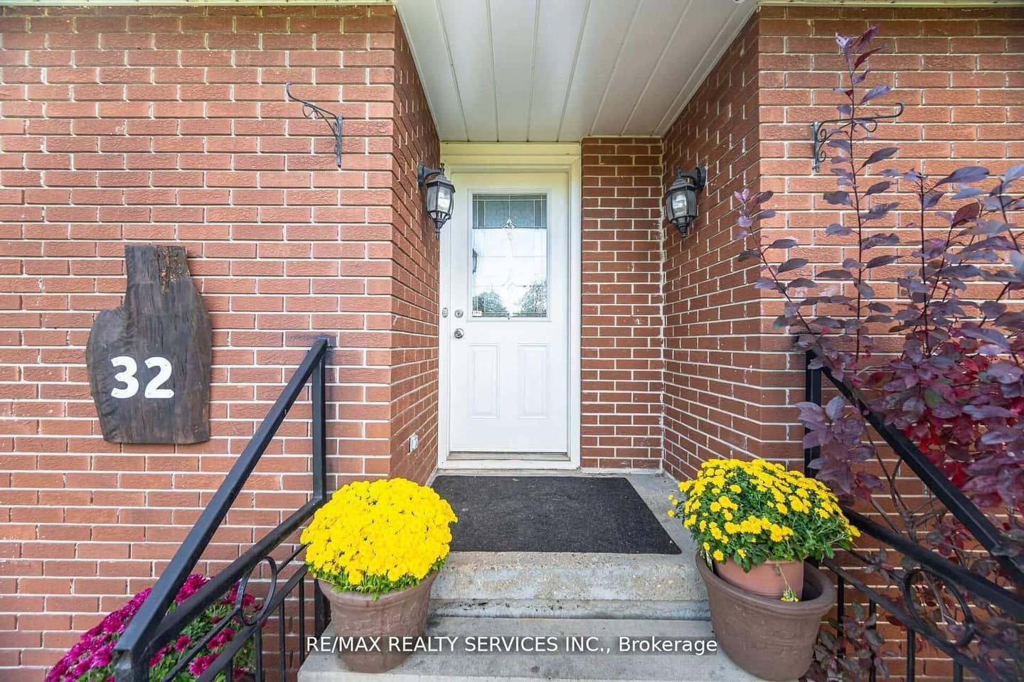 32 Caledon Street, Caledon, ON L7K 0E2