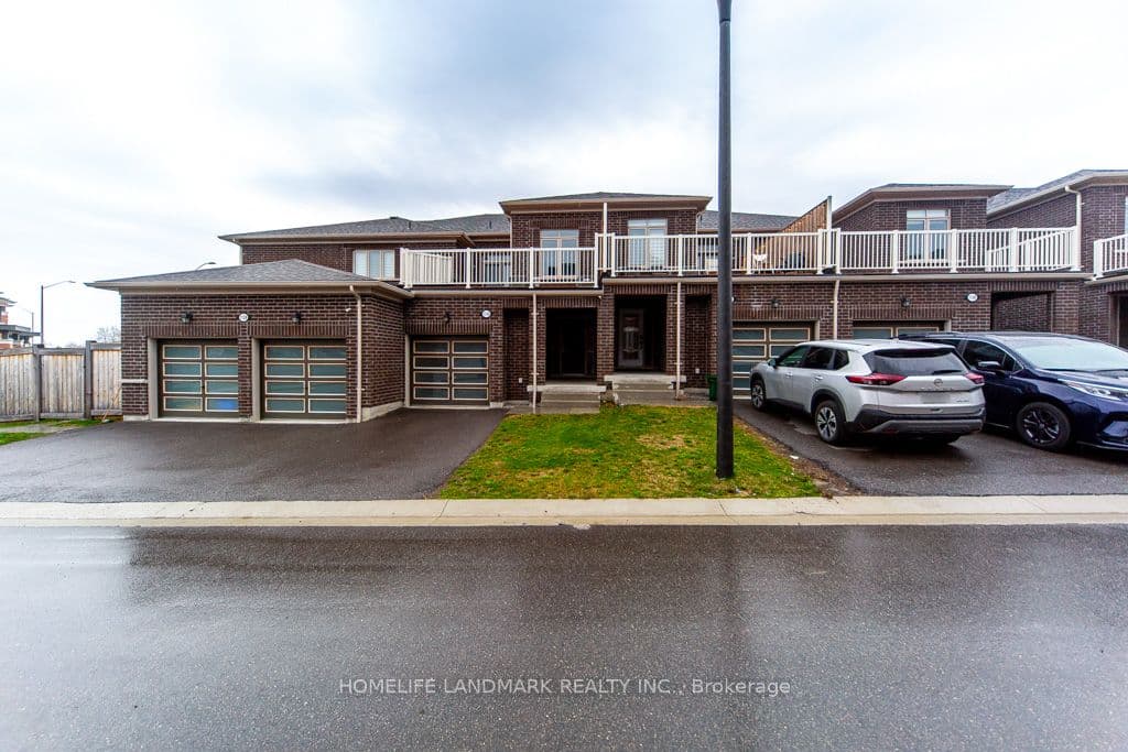 1126 Baltic Lane, Pickering, ON L1X 0G9