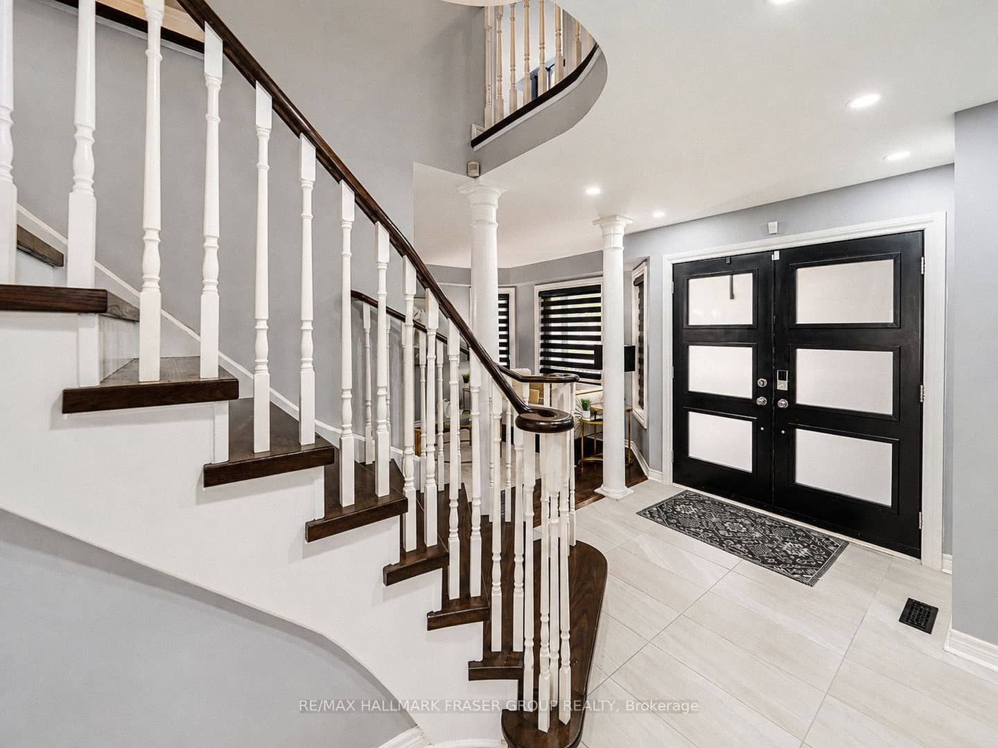 1 Mcneilage Court, Ajax, ON L1T 3Z5