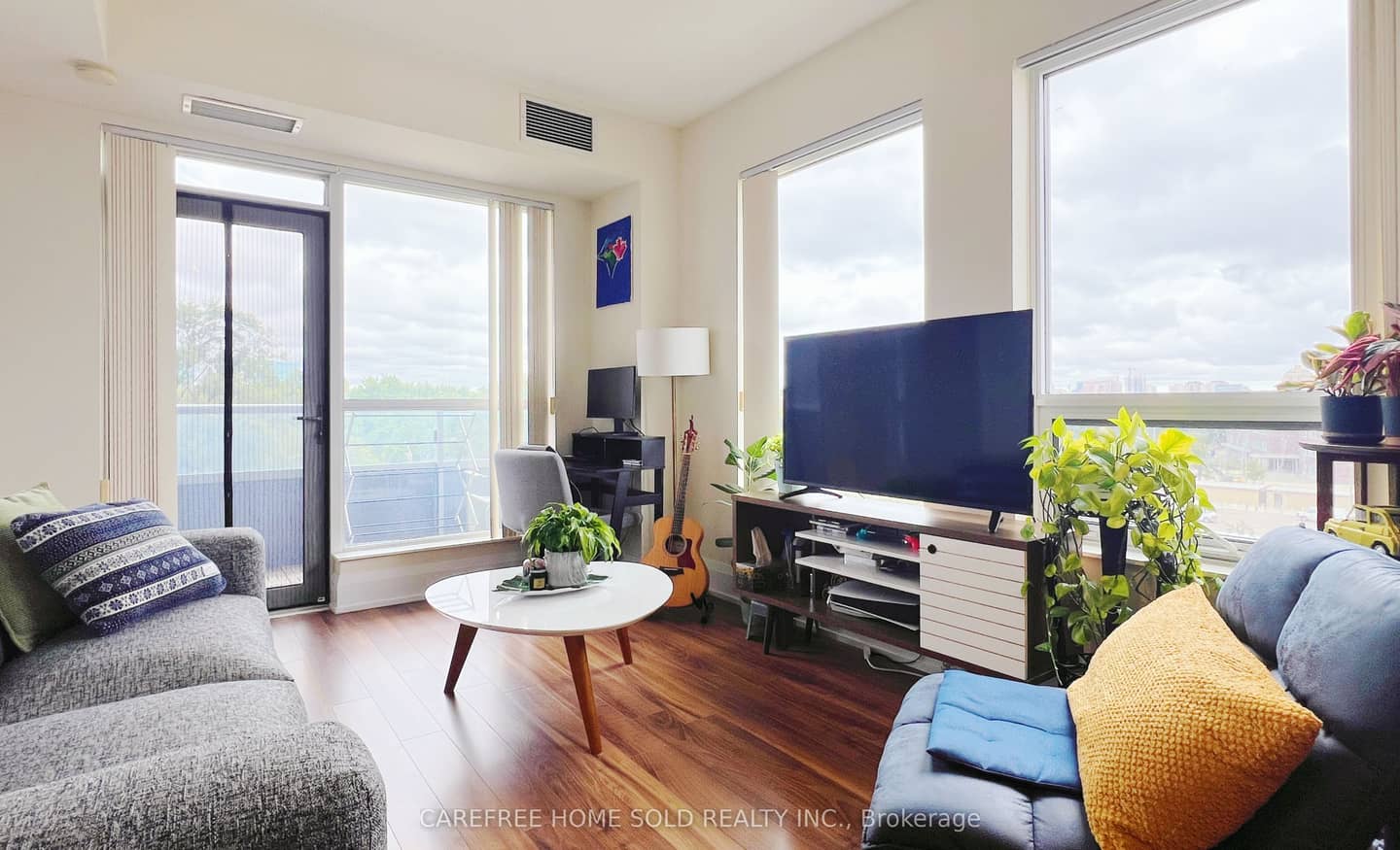 120 Harrison Garden Boulevard 527, Toronto, ON M2N 0H1