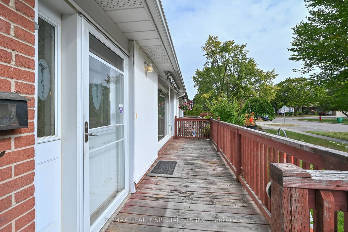 38 Algonquin Boulevard, Brampton, ON L6T 1R9