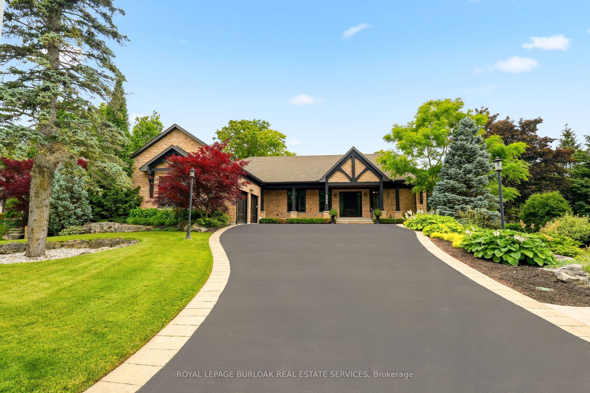 5550 Twelve Mile Trail, Burlington, ON L7L 7L3