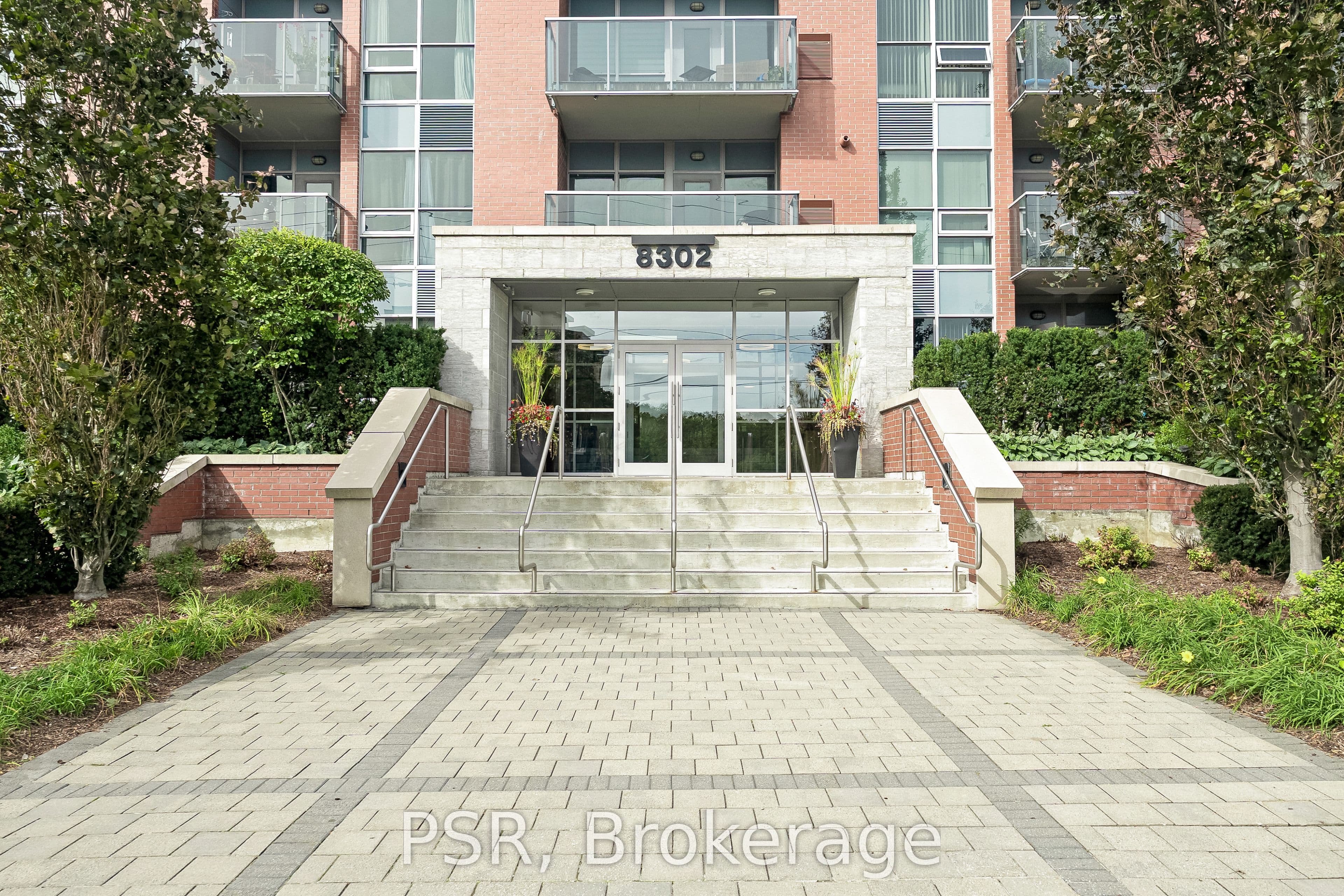 8302 Islington Avenue 202, Vaughan, ON L4L 0E6