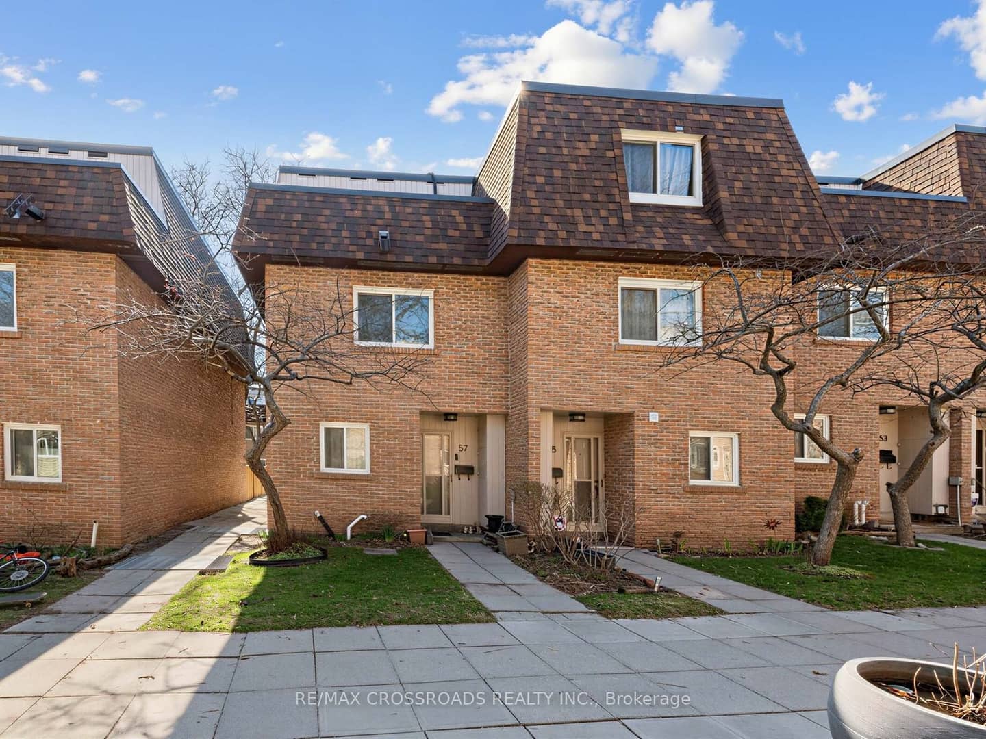 275 Manse Road 57, Toronto, ON M1E 4X8