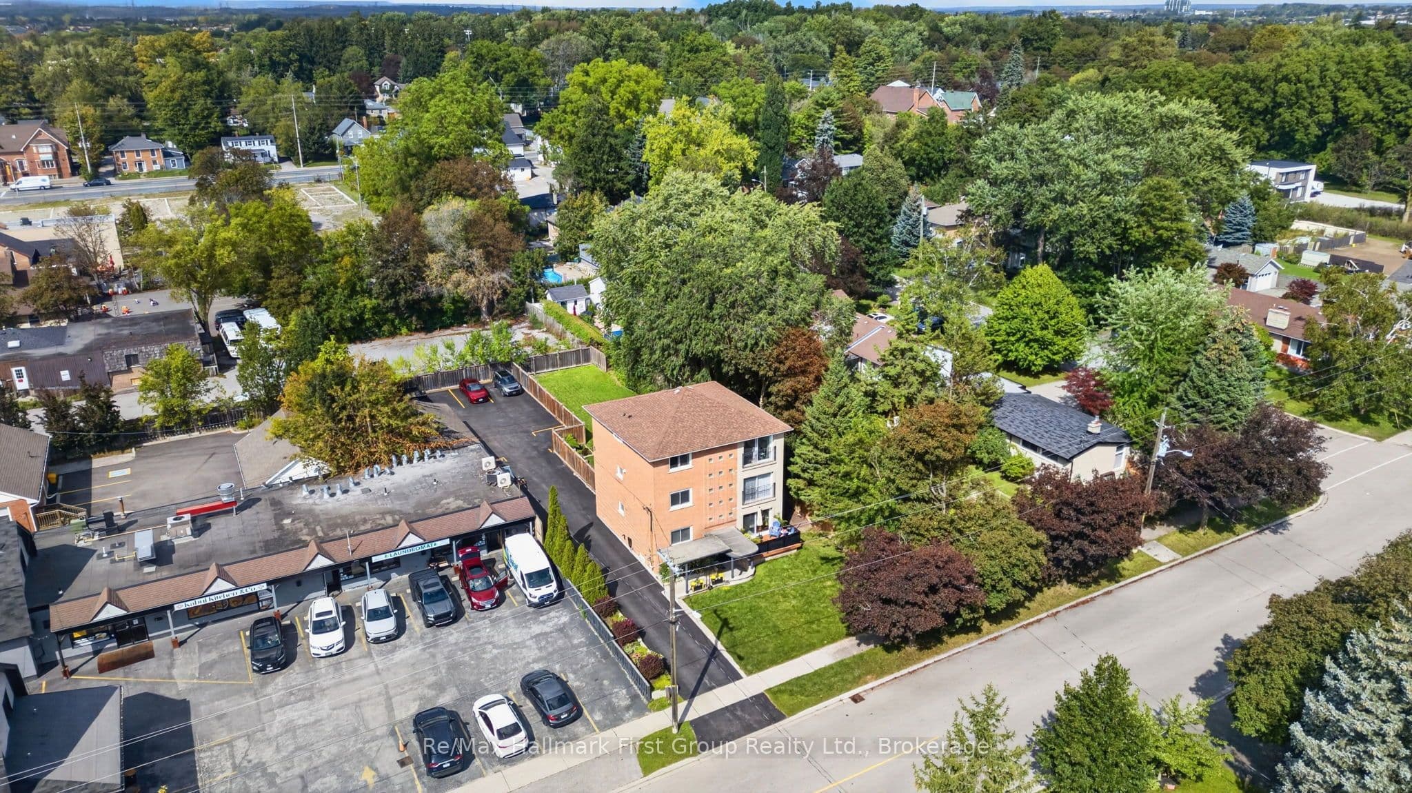 10 Lincoln Street, Ajax, ON L1S 6C8