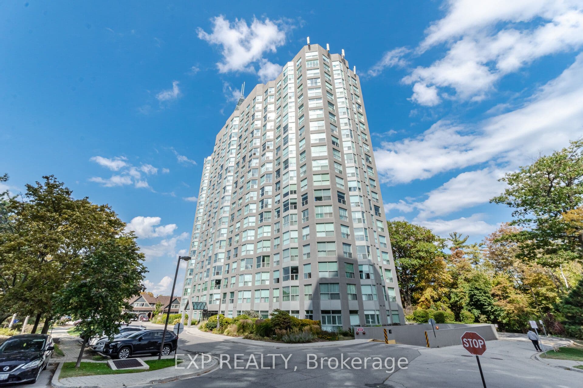 2155 Burnhamthorpe Road W 808, Mississauga, ON L5L 5P4