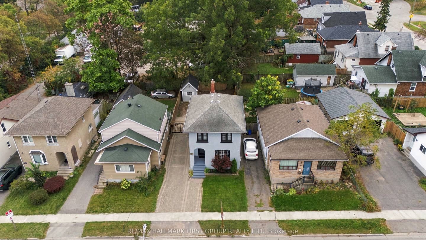 97 Olive Avenue, Oshawa, ON L1H 2P1