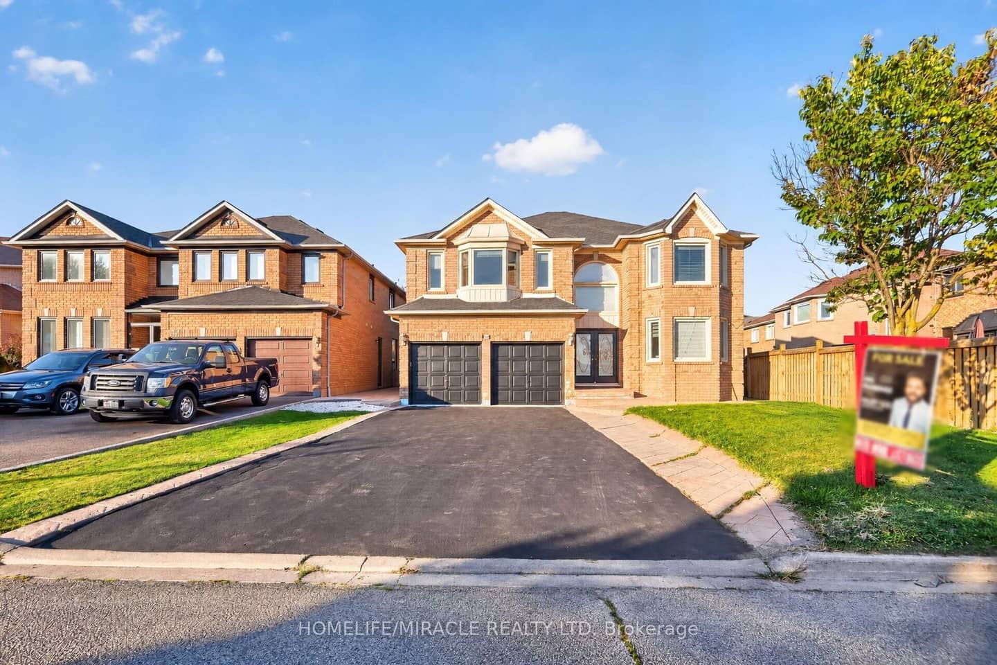 32 Gold Tree Street, Brampton, ON L6R 1T9
