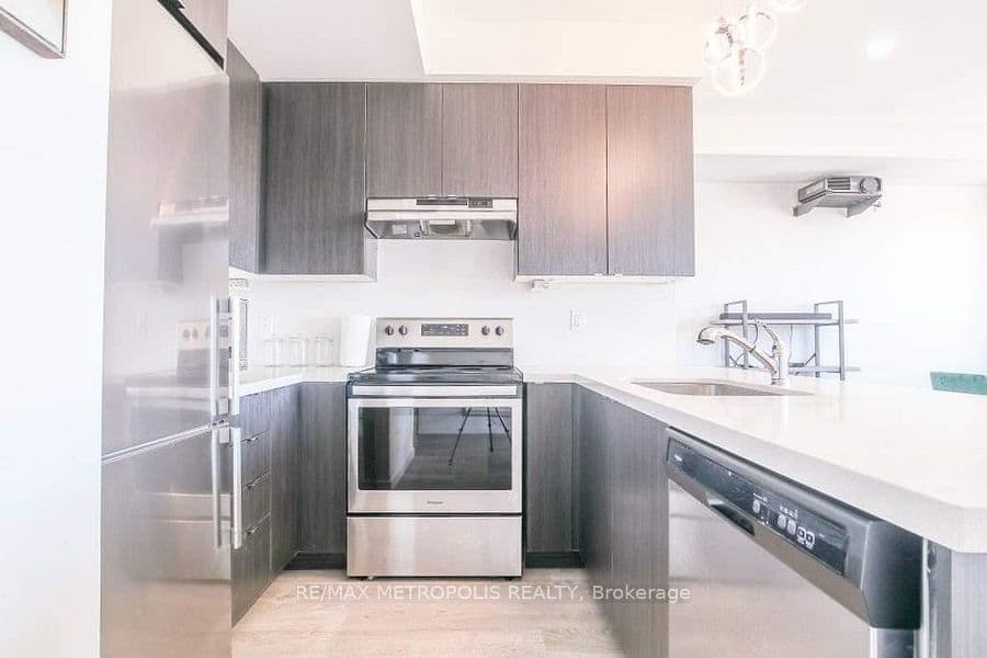 1711 PURE SPRINGS Boulevard 114, Pickering, ON L1X 0E3